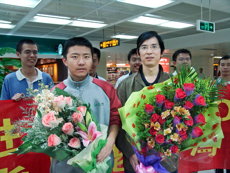 2006年4月，邓煜同学以总分第二名的成绩入选..jpg